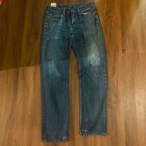 29x32 men’s Levi Jeans